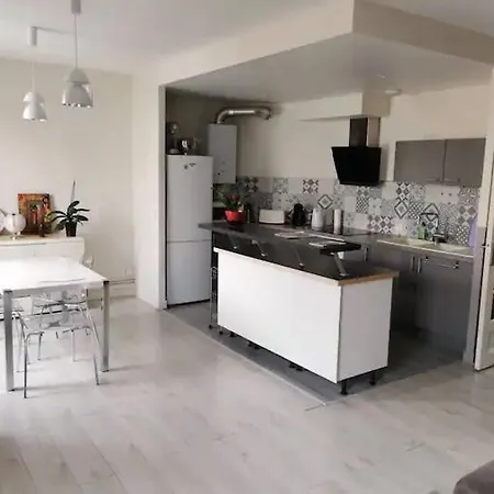Apartment St-thomas Zola